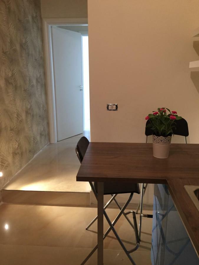 Aquila House Panzió Catania-Fontanarossai nemzetközi repülőtér Kültér fotó